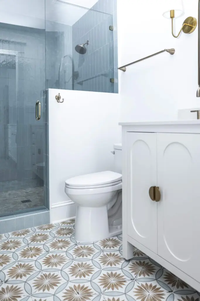 ab845b03 6e4e 49d1 a4a3 23167eb8d3d3.jpg